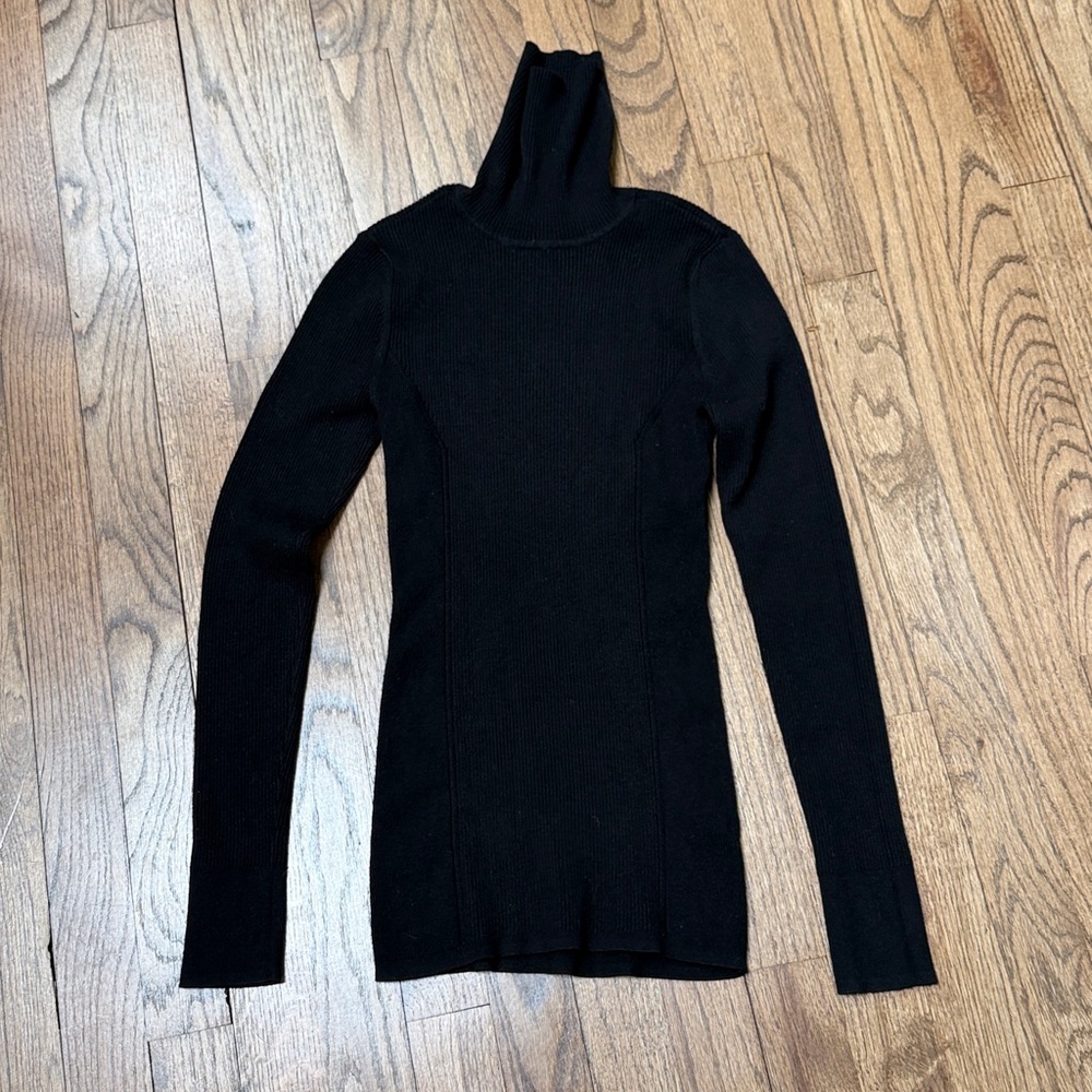 White House Black Market Turtleneck Sweater XS